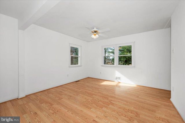 5209 COCHRAN RD, Beltsville, MD 20705