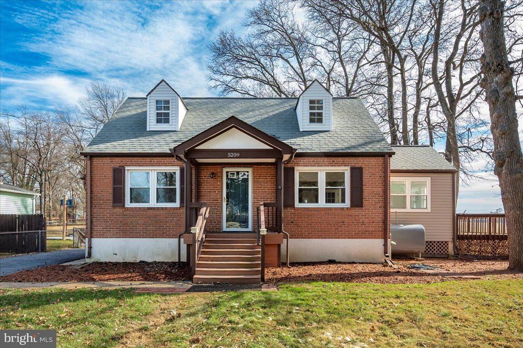 5209 COCHRAN RD, Beltsville, MD 20705