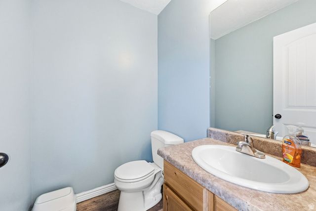 7141 W COTTAGE POINT DR, West Jordan, UT 84081