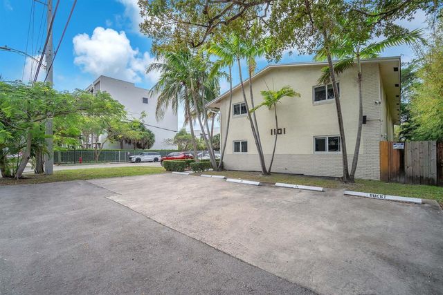 1101 NE 18th Avenue 4, Fort Lauderdale, FL 33304