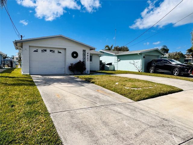 4947 BLUE HERON DRIVE, New Port Richey, FL 34652