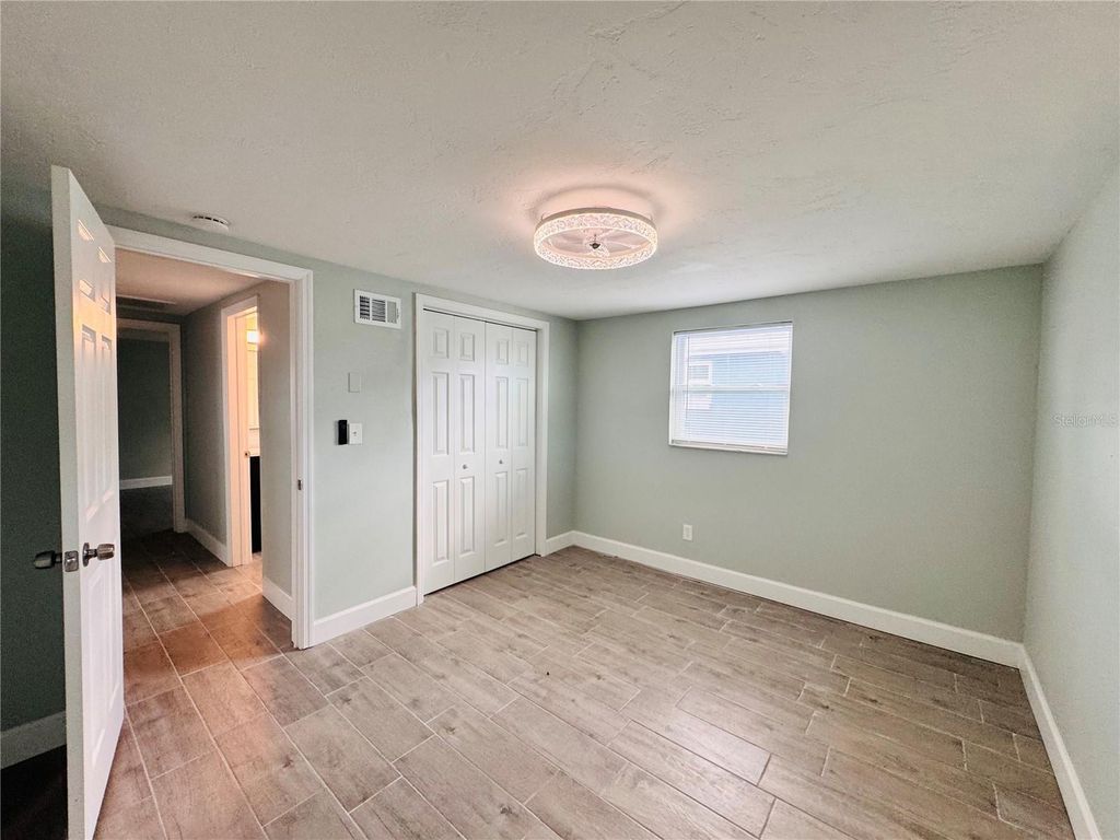 Image 28 of property listing at 4947 BLUE HERON DRIVE, New Port Richey, FL 34652