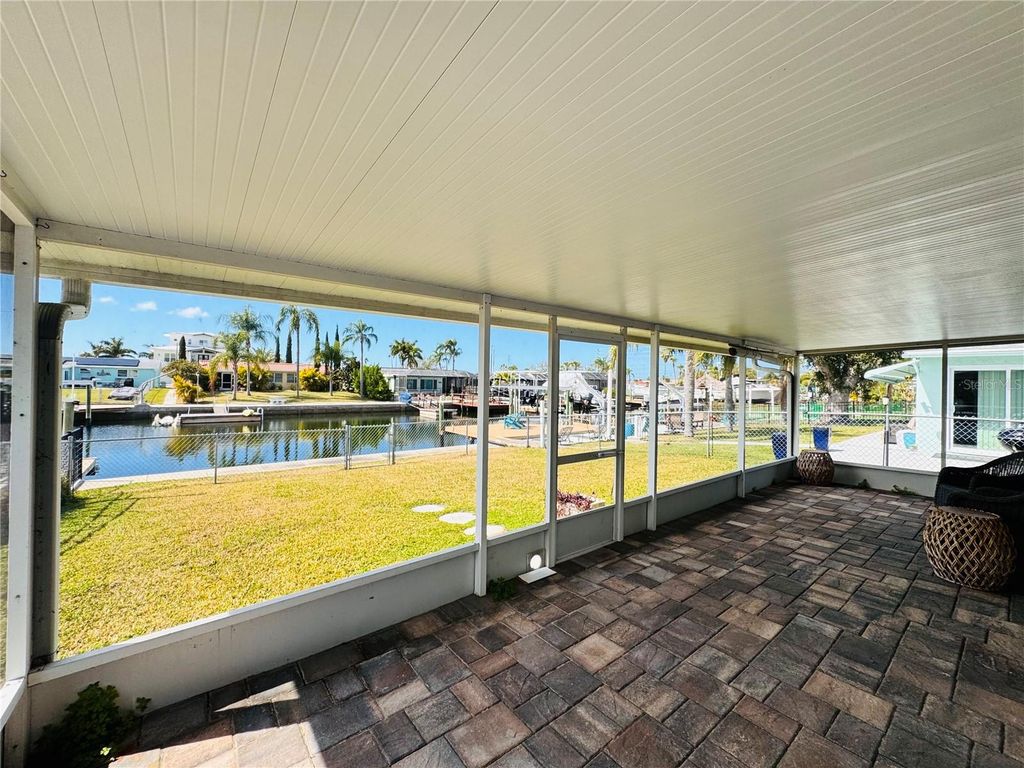 Image 32 of property listing at 4947 BLUE HERON DRIVE, New Port Richey, FL 34652
