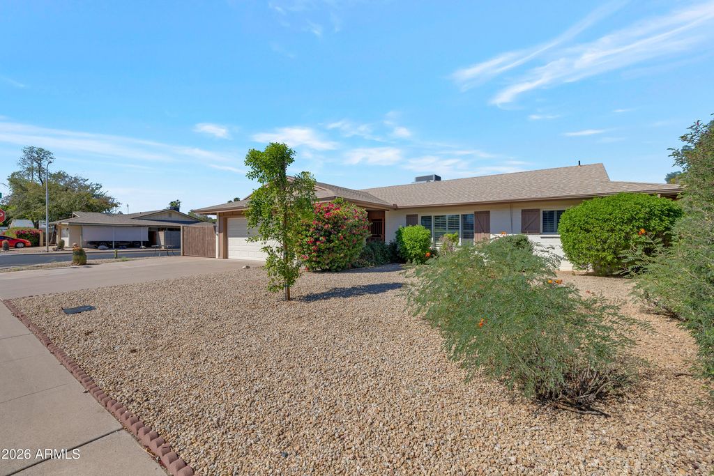 8702 E ANGUS Drive, Scottsdale, AZ 85251 — photo 2