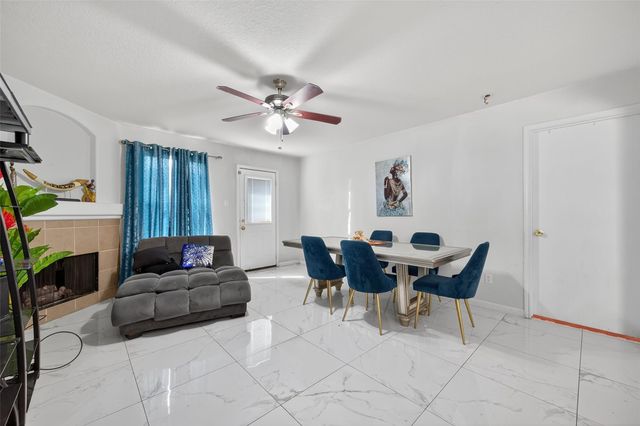 9314 Chamisal Court, Humble, TX 77396