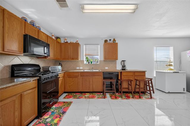 9314 Chamisal Court, Humble, TX 77396