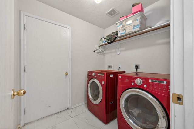 9314 Chamisal Court, Humble, TX 77396