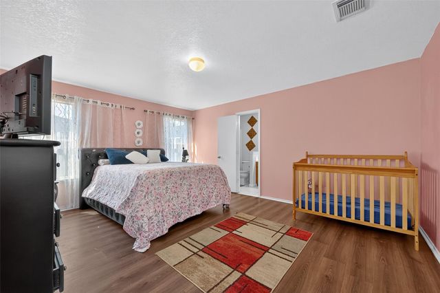 9314 Chamisal Court, Humble, TX 77396