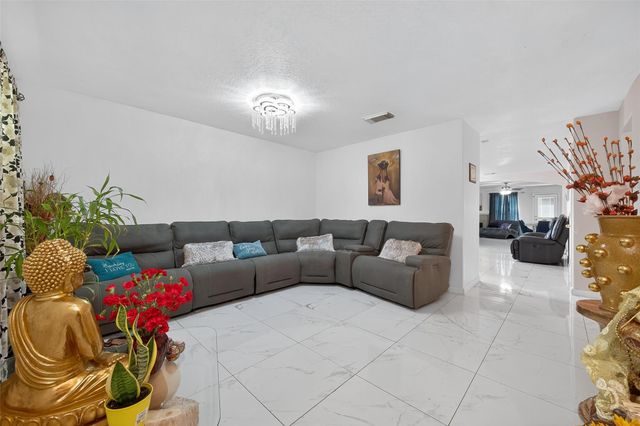 9314 Chamisal Court, Humble, TX 77396