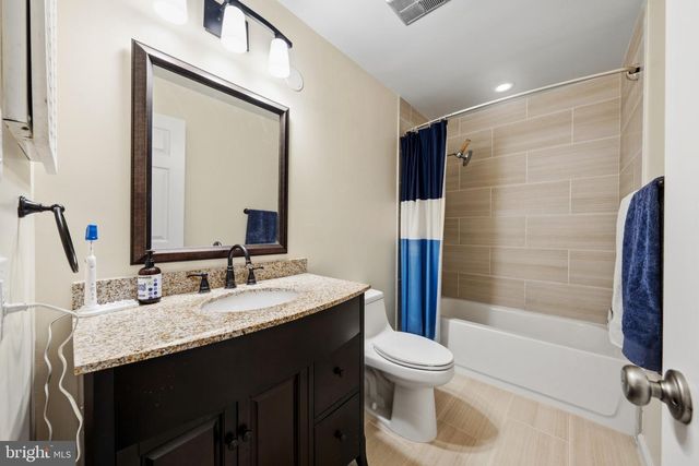 1904-A VILLARIDGE DR, Reston, VA 20191