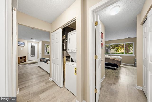 1904-A VILLARIDGE DR, Reston, VA 20191