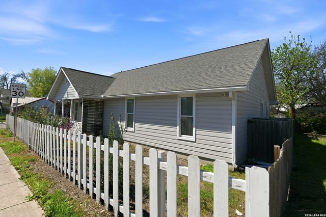 419 N HACKBERRY ST, San Antonio, TX 78202