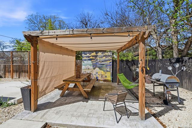 419 N HACKBERRY ST, San Antonio, TX 78202