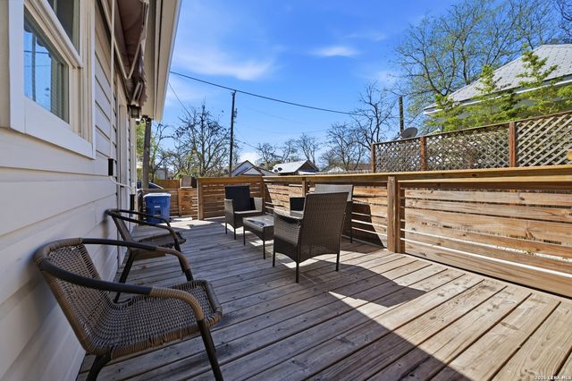 419 N HACKBERRY ST, San Antonio, TX 78202