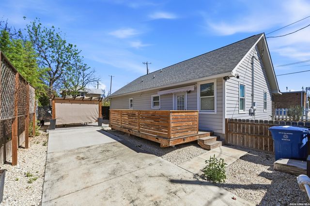 419 N HACKBERRY ST, San Antonio, TX 78202