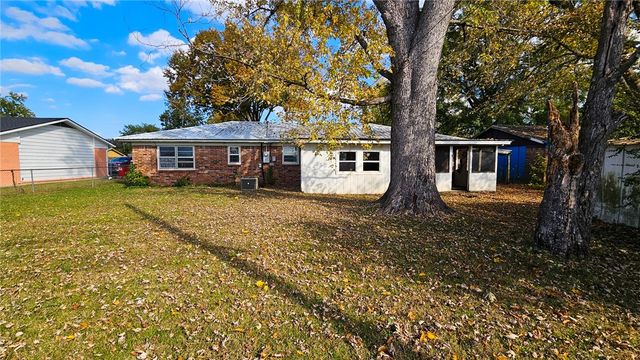126 Yelco Drive, Dardanelle, AR 72834