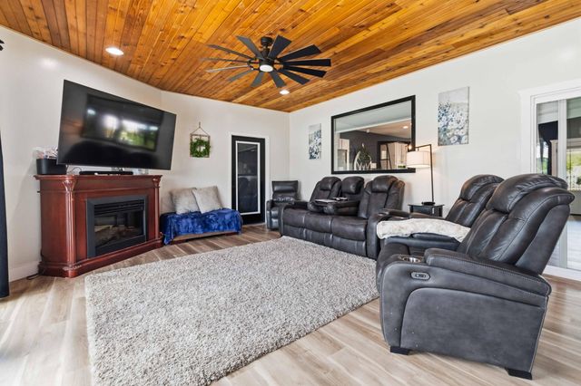 271 Bluegrass Meadows, Somerset, KY 42503