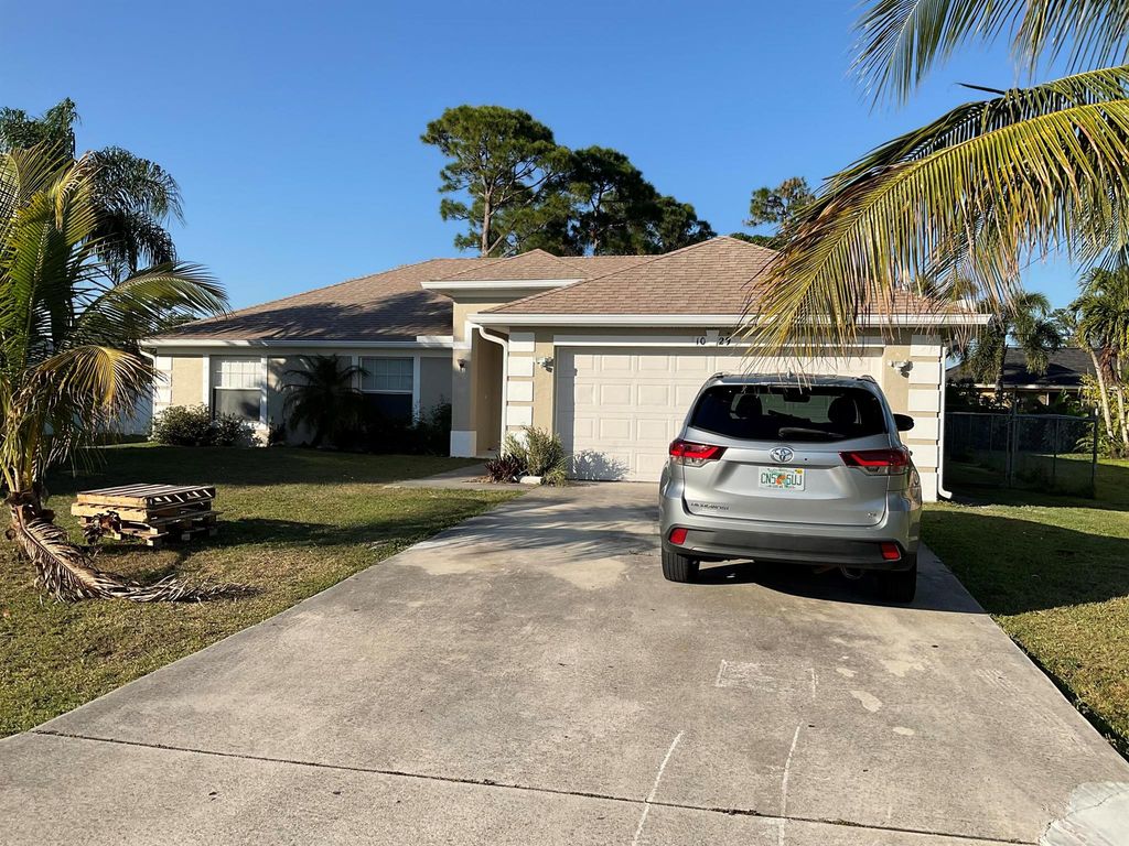 1029 SW Goodman Avenue, Port St Lucie, FL 34953