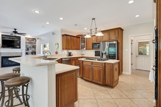 245 FOREST GLADE CV, Eads, TN 38028