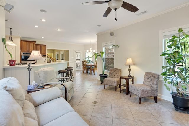 245 FOREST GLADE CV, Eads, TN 38028