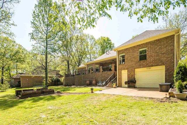 245 FOREST GLADE CV, Eads, TN 38028