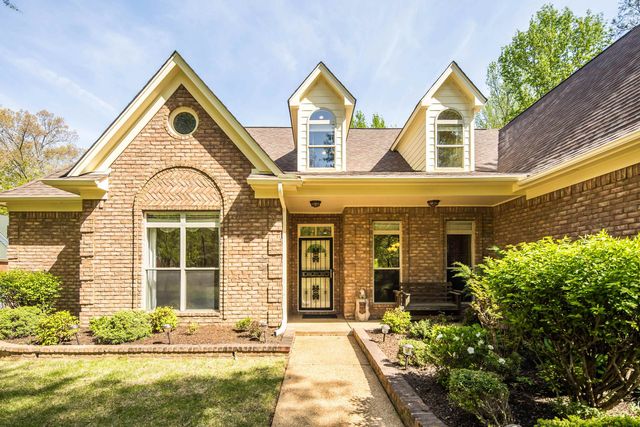 245 FOREST GLADE CV, Eads, TN 38028