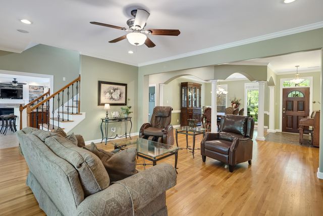 245 FOREST GLADE CV, Eads, TN 38028