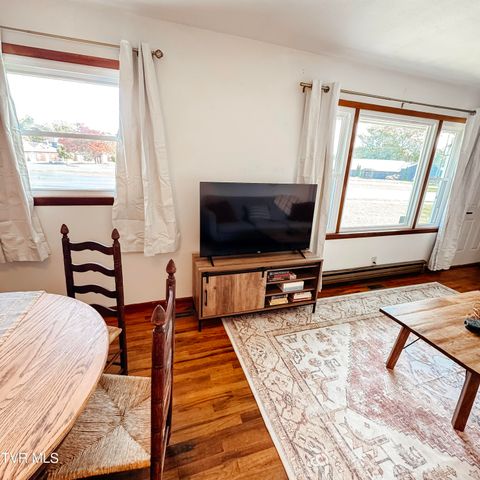 803 John Exum Parkway, Johnson City, TN 37604