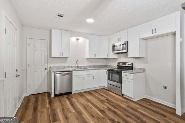 25 Woodcrest Drive, Covington, GA 30016