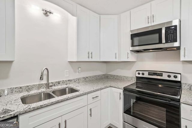 25 Woodcrest Drive, Covington, GA 30016