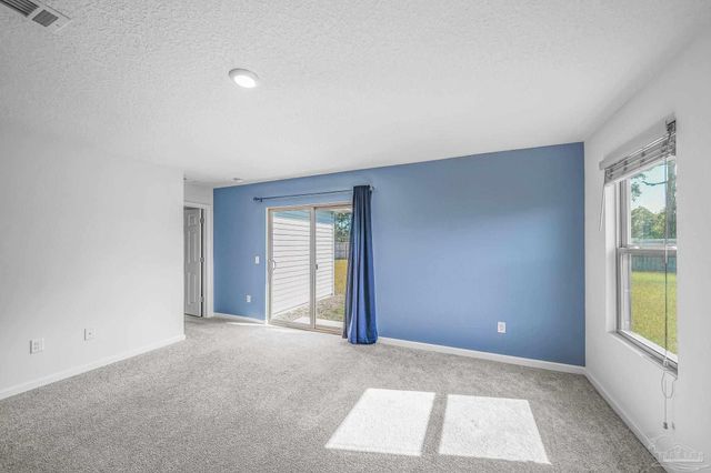 8739 Schooner Ln, Pensacola, FL 32507