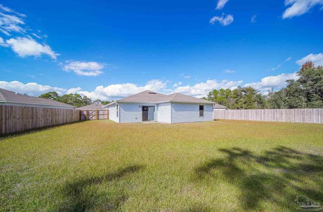 8739 Schooner Ln, Pensacola, FL 32507