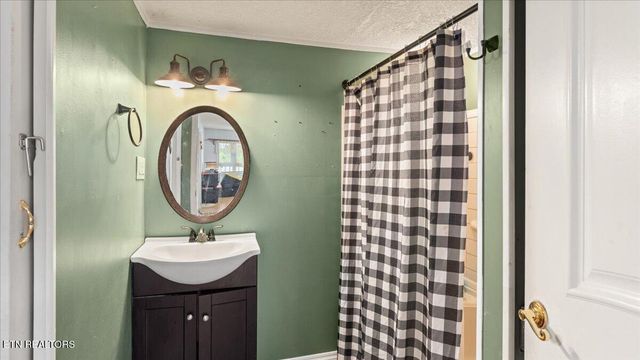 936 Wheeler Rd, White Pine, TN 37890