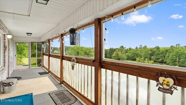 936 Wheeler Rd, White Pine, TN 37890