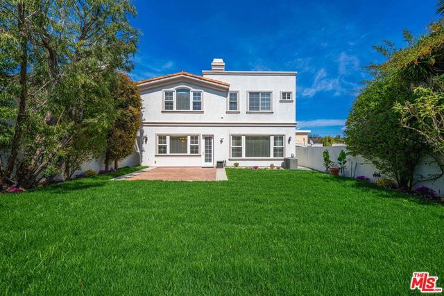 1756 Ruhland Avenue, Manhattan Beach, CA 90266