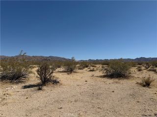0 2 Mile, 29 Palms, CA 92277