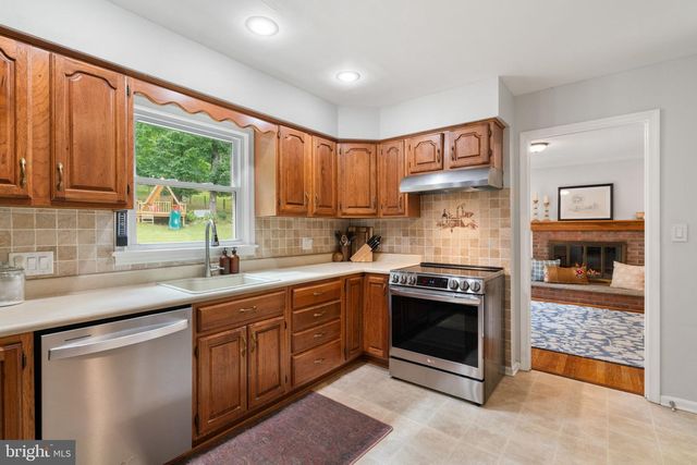 6622 KELLY RD, Warrenton, VA 20187