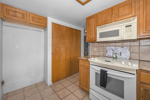 8226 PENWOOD DRIVE, Port Richey, FL 34668