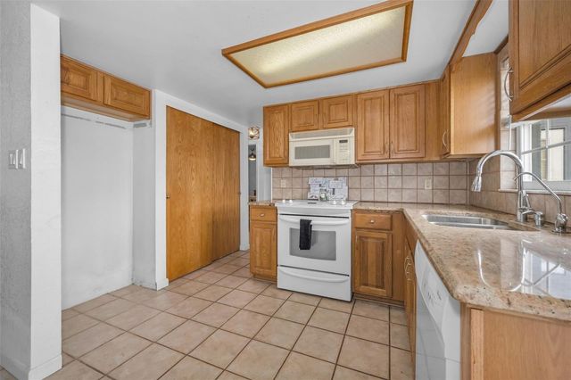 8226 PENWOOD DRIVE, Port Richey, FL 34668