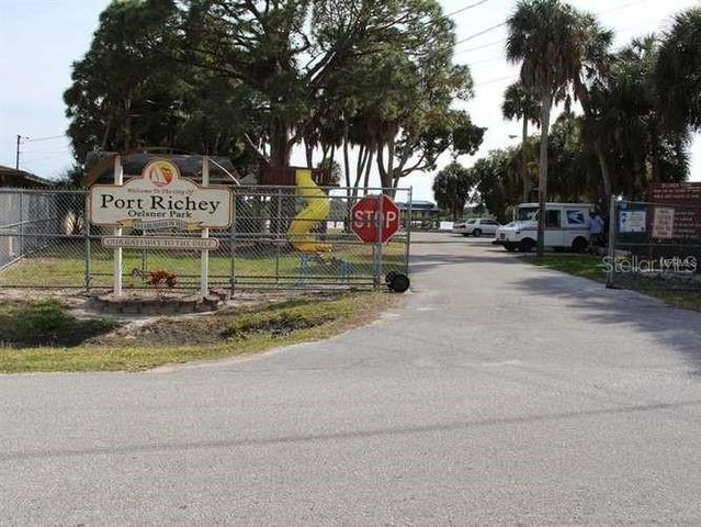 8226 PENWOOD DRIVE, Port Richey, FL 34668