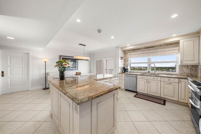 400 Seasage Drive 1103, Delray Beach, FL 33483