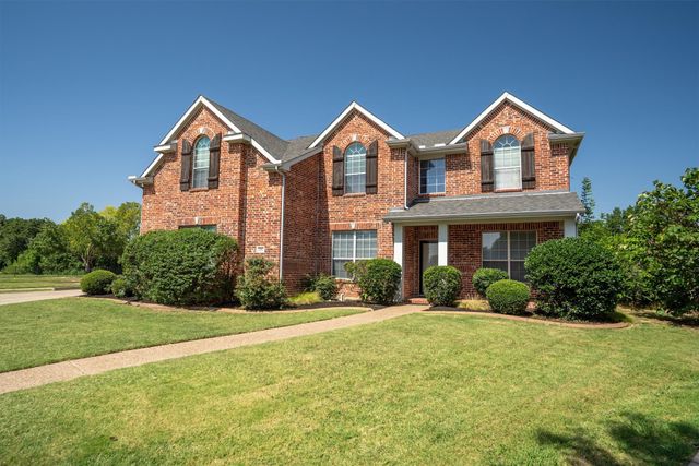 3701 Emerald Park Court, Corinth, TX 76208