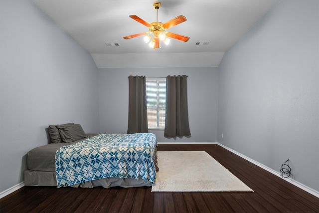 3701 Emerald Park Court, Corinth, TX 76208