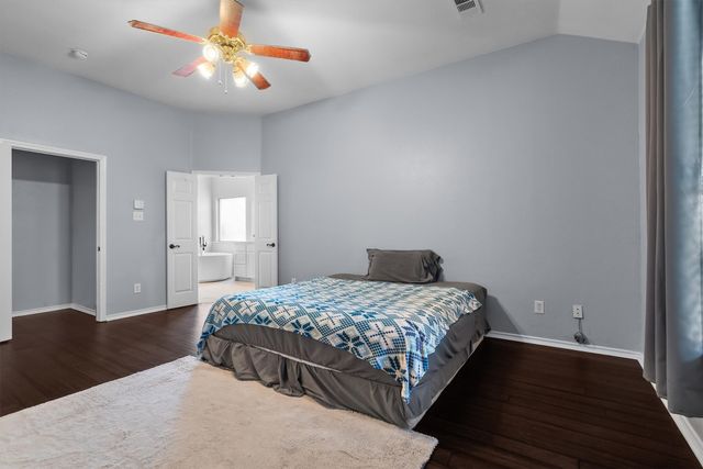 3701 Emerald Park Court, Corinth, TX 76208