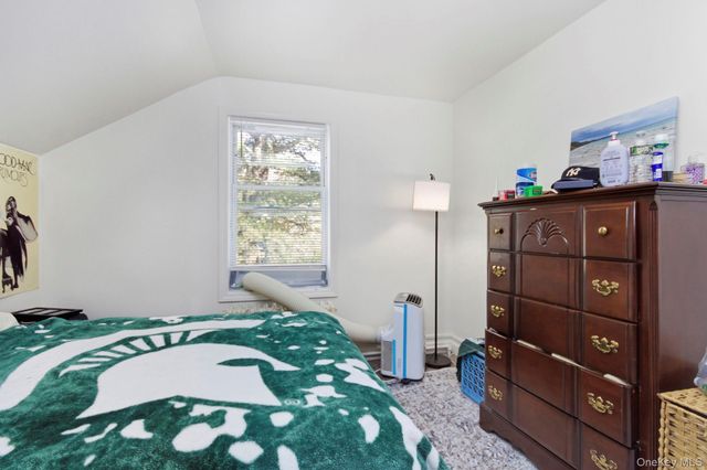 85 Sunset Avenue, Poughkeepsie, NY 12601