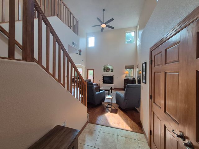 8412 Desert Sunrise Road NE, Albuquerque, NM 87122