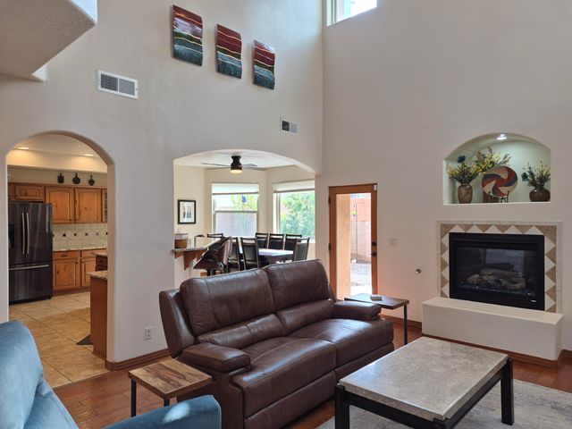 8412 Desert Sunrise Road NE, Albuquerque, NM 87122