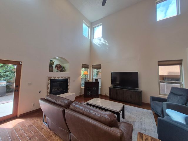 8412 Desert Sunrise Road NE, Albuquerque, NM 87122