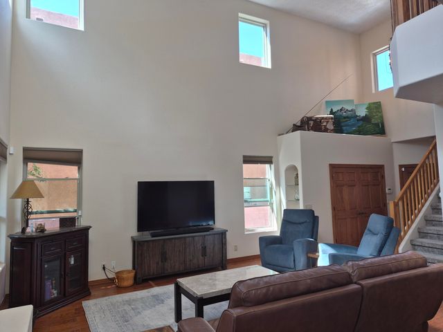 8412 Desert Sunrise Road NE, Albuquerque, NM 87122