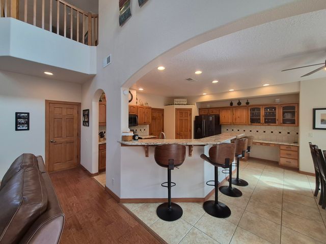 8412 Desert Sunrise Road NE, Albuquerque, NM 87122